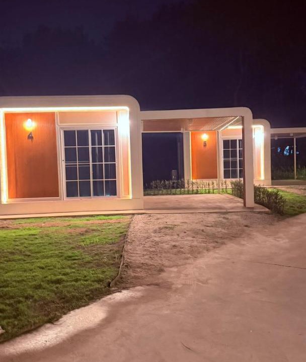 Photo of Buildings in Thapma