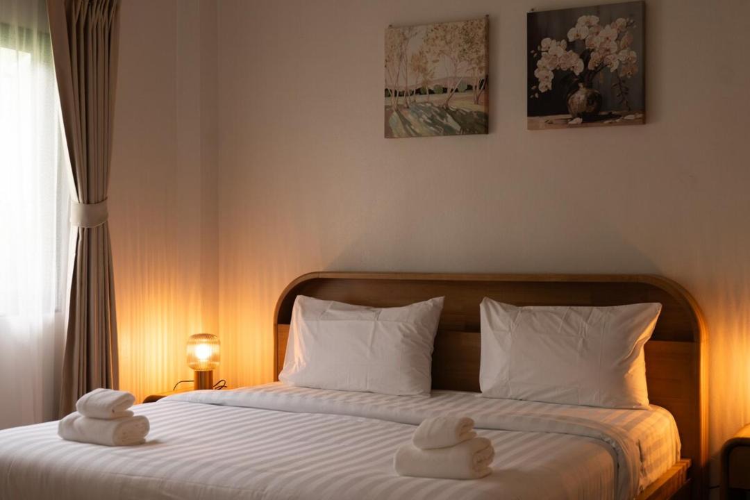 Photo of Bedroom in Srithanu