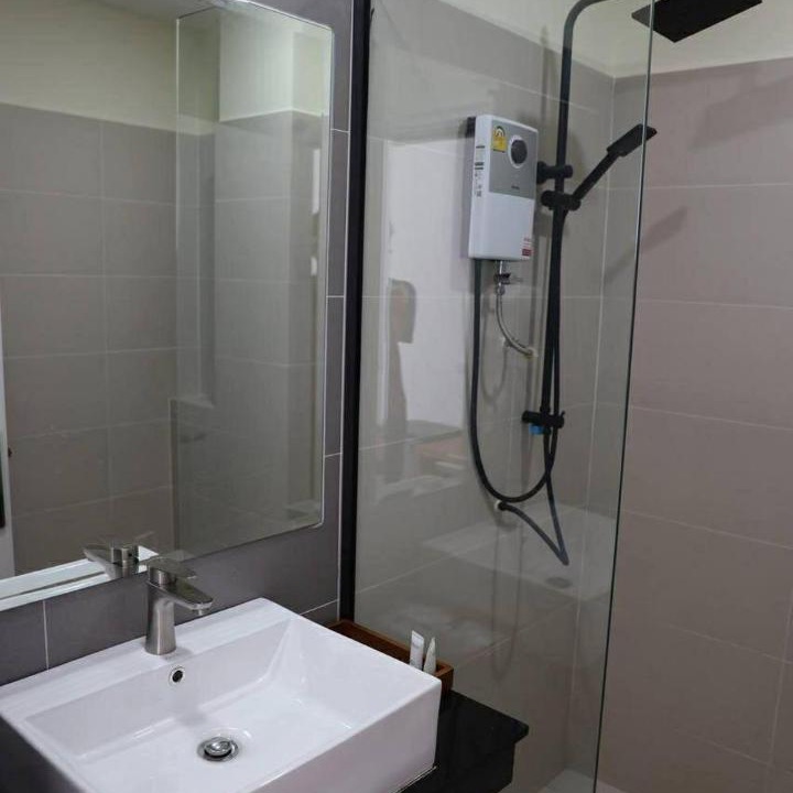 Photo of Bathroom in Khemarak Phoumin