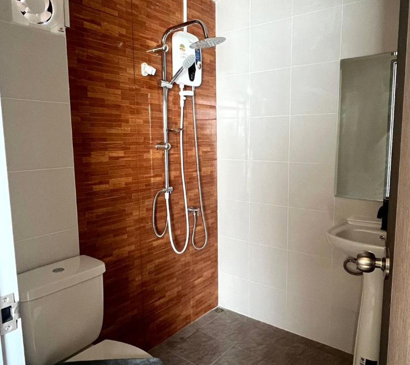 Photo of Bathroom in Khanong Phra