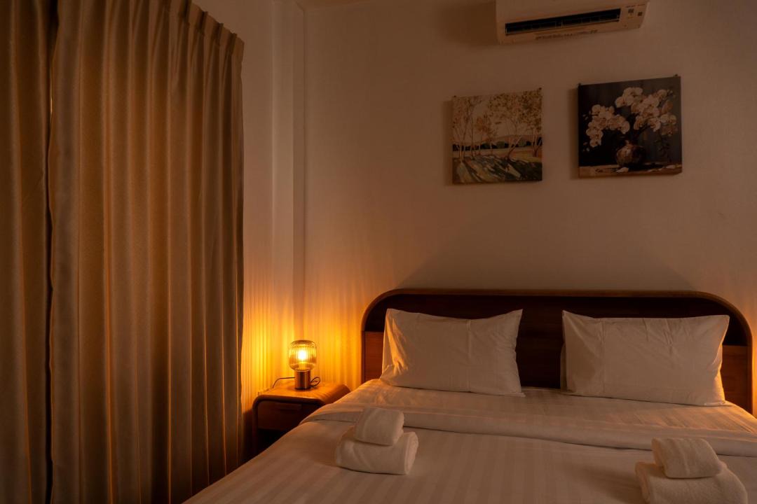Photo of Bedroom in Srithanu