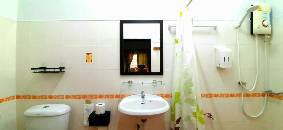 Photo of Bathroom in Betong