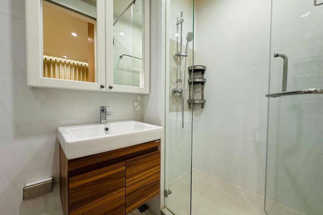 Photo of Bathroom in Khlong Toei Nuea