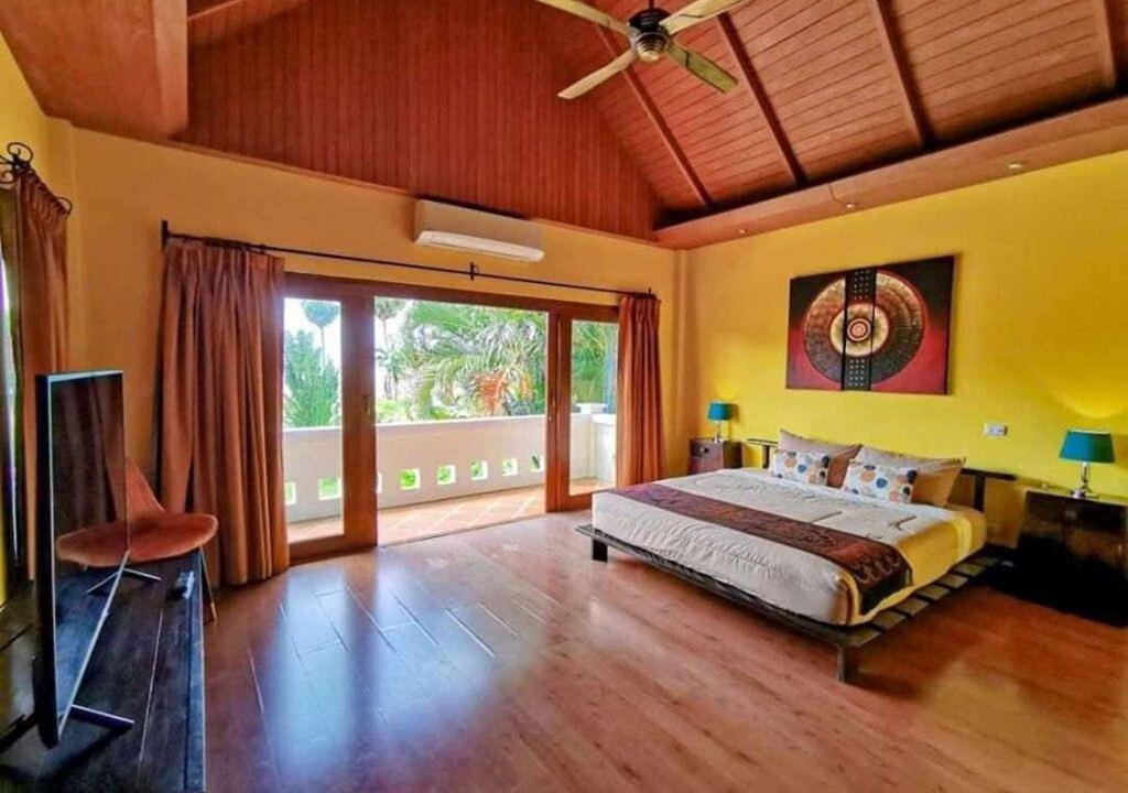 Photo of Bedroom in Chalong