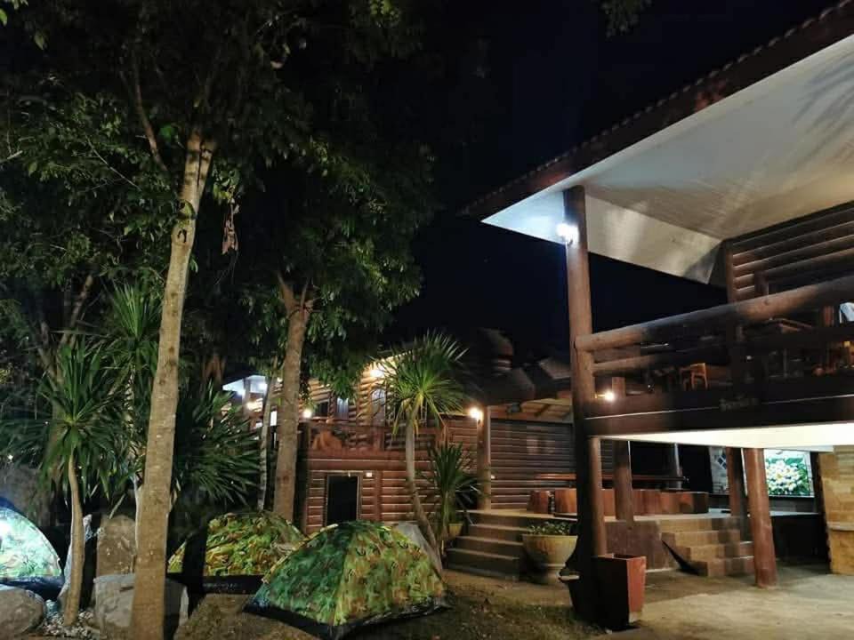 Photo of Outdoor in Khanong Phra