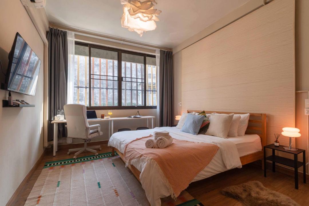 Photo of Bedroom in Khlong Toei