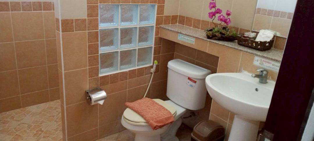 Photo of Bathroom in Khanong Phra