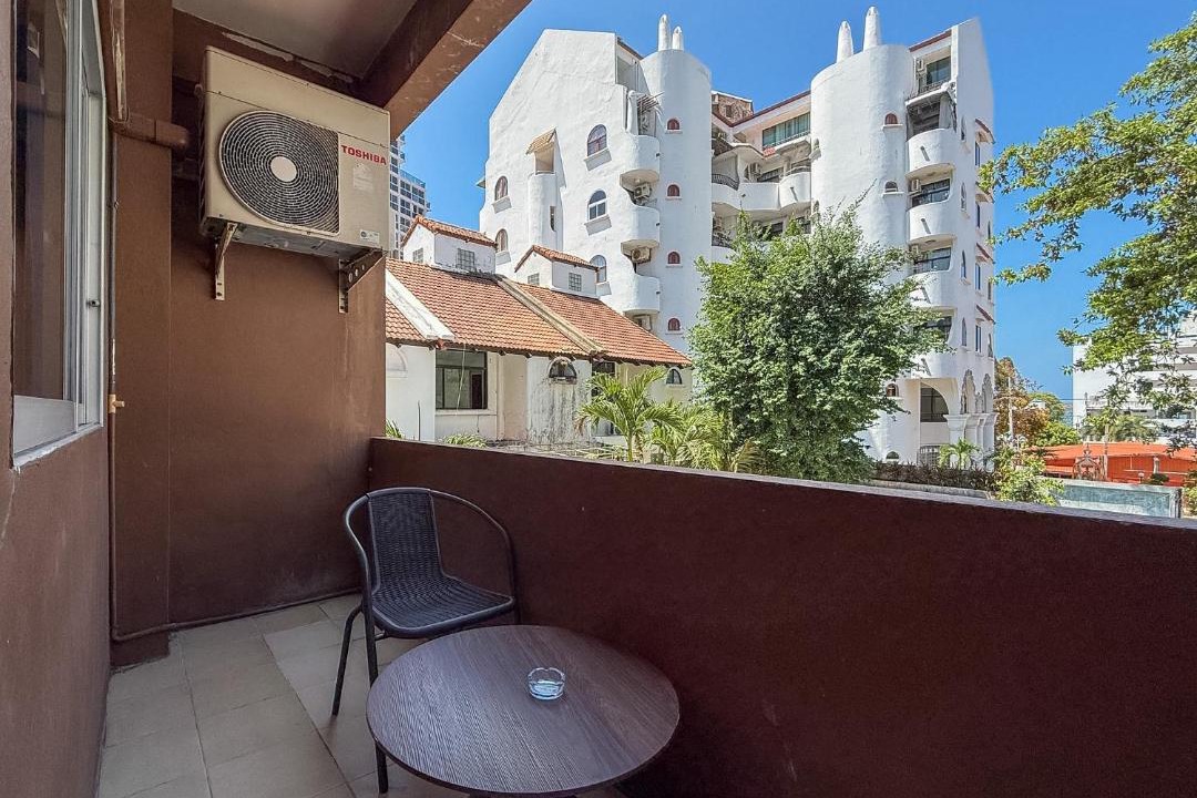Photo of Patio Balcony in Pratumnak Hill