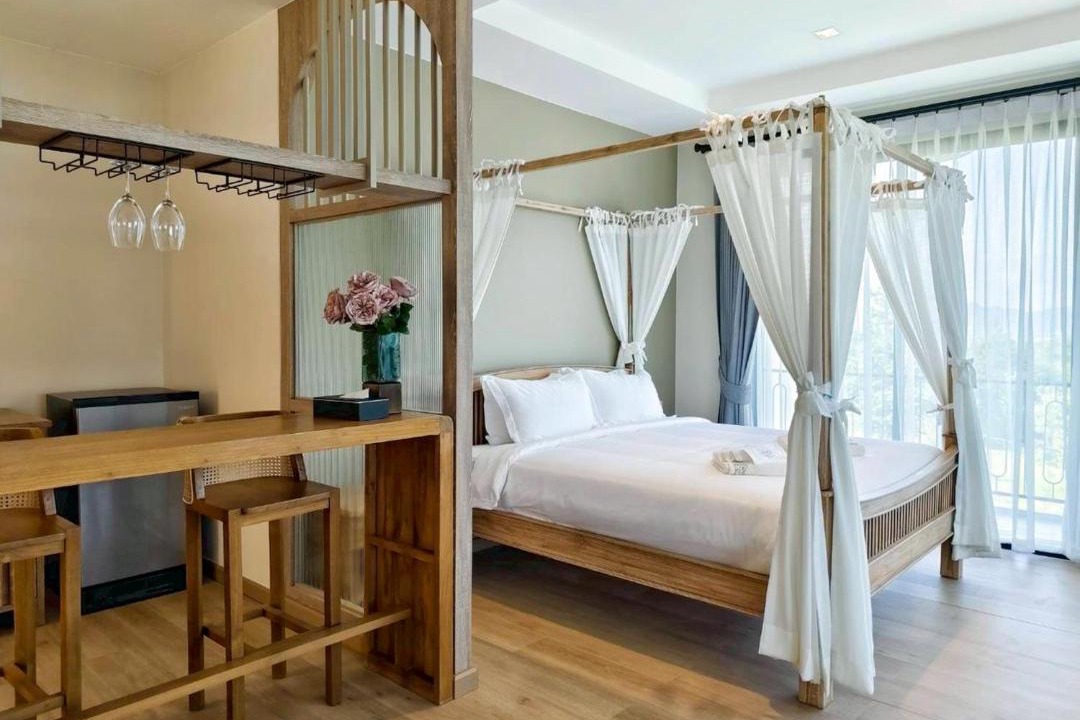 Photo of Bedroom in Khanong Phra