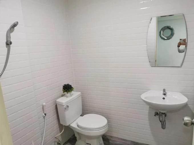 Photo of Bathroom in Thung Maha Mek