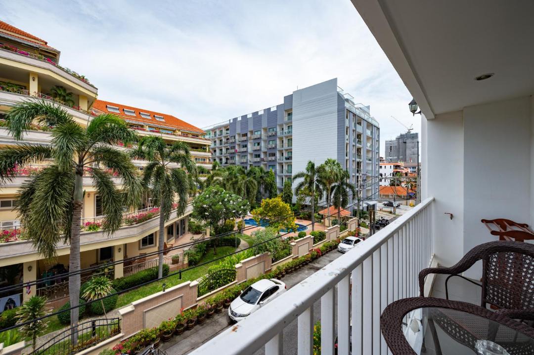 Photo of Patio Balcony in Pratumnak Hill