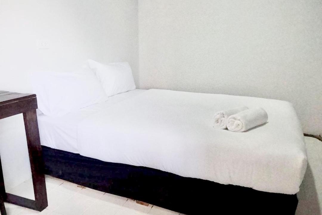Photo of Bedroom in Wat Bowon Niwet