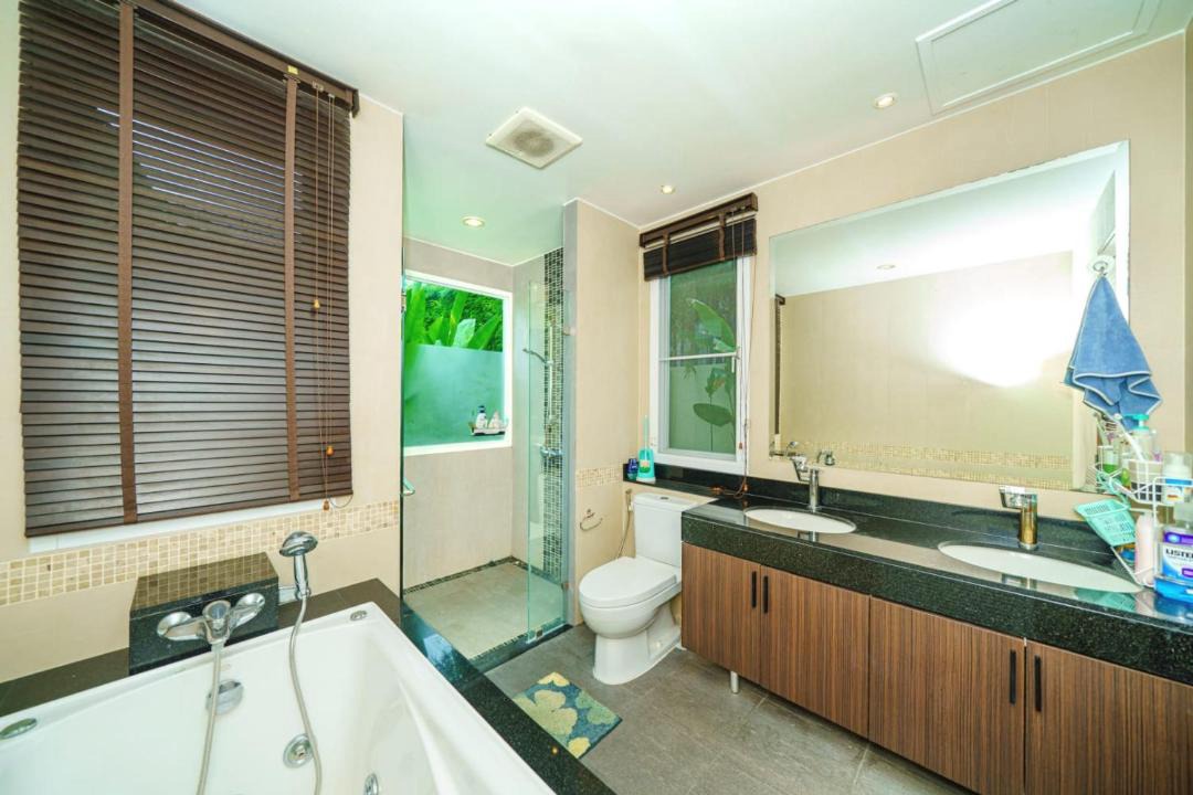 Photo of Bathroom in Rawai