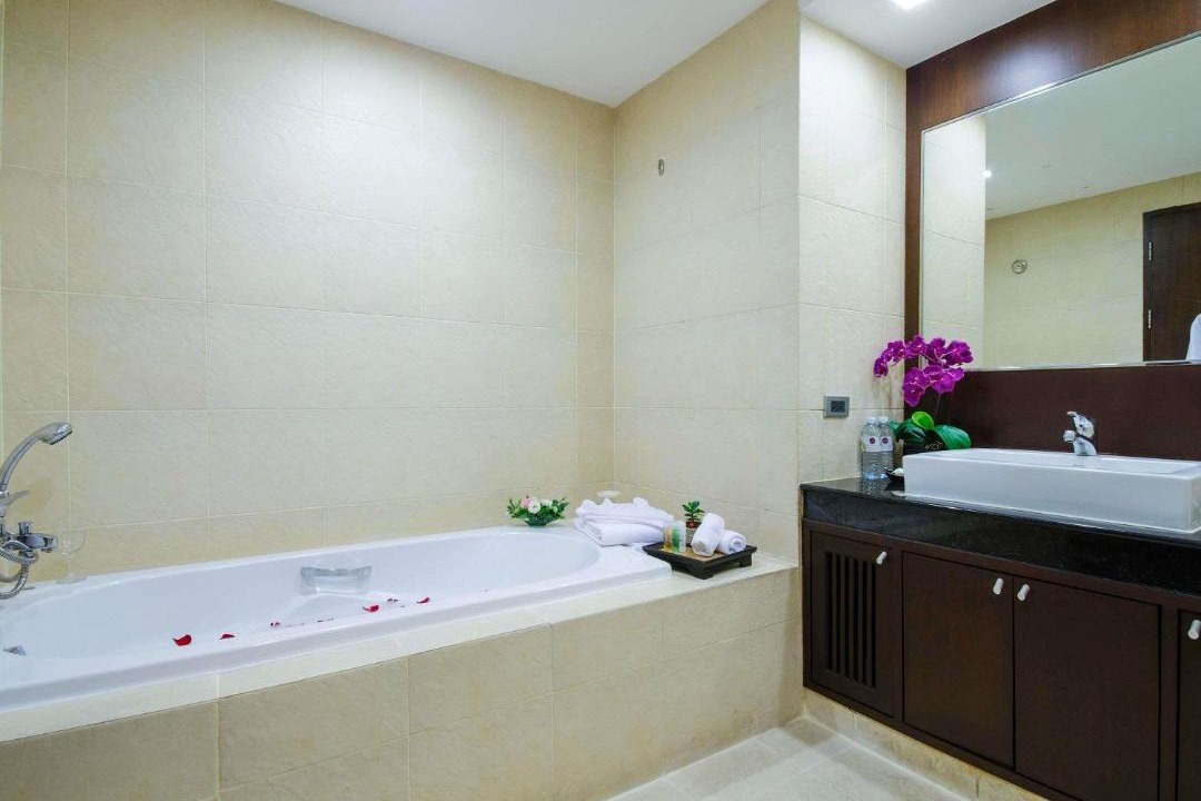 Photo of Bathroom in Khlong Toei Nuea