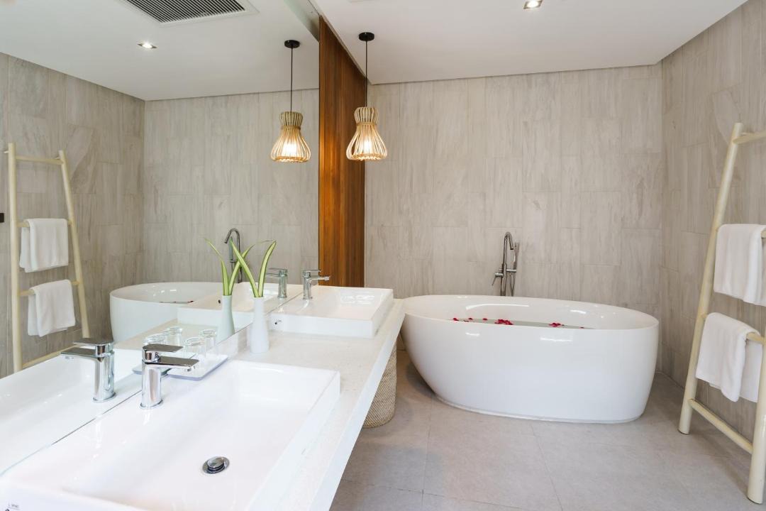 Photo of Bathroom in Laem Set