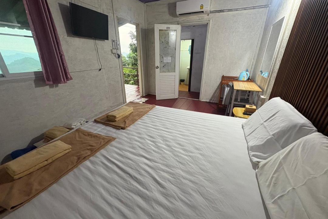 Photo of Bedroom in Than To