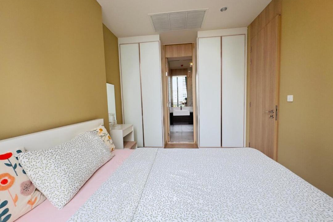 Photo of Bedroom in Khlong Toei Nuea