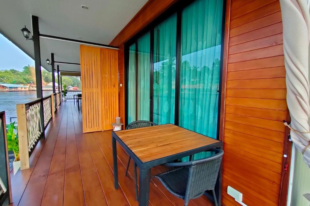 Photo of Patio Balcony in Tha Sao