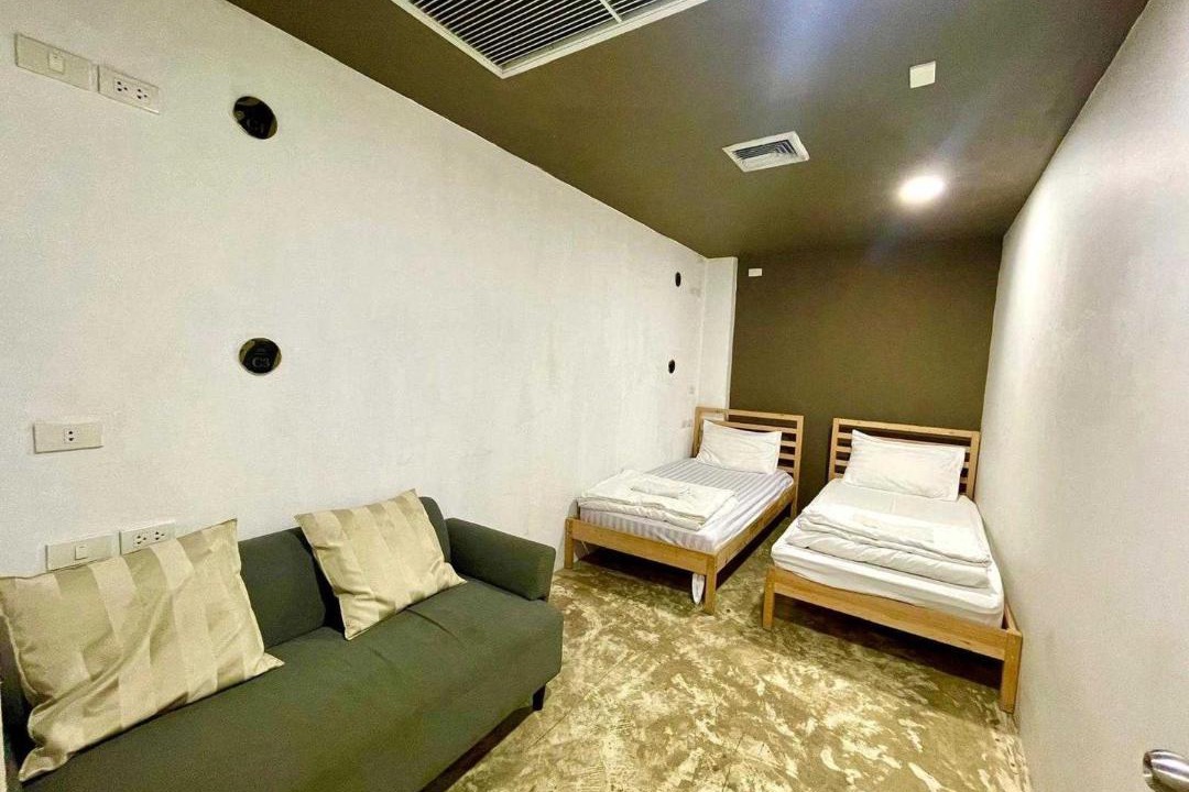 Photo of Others in Thanon Phetchaburi