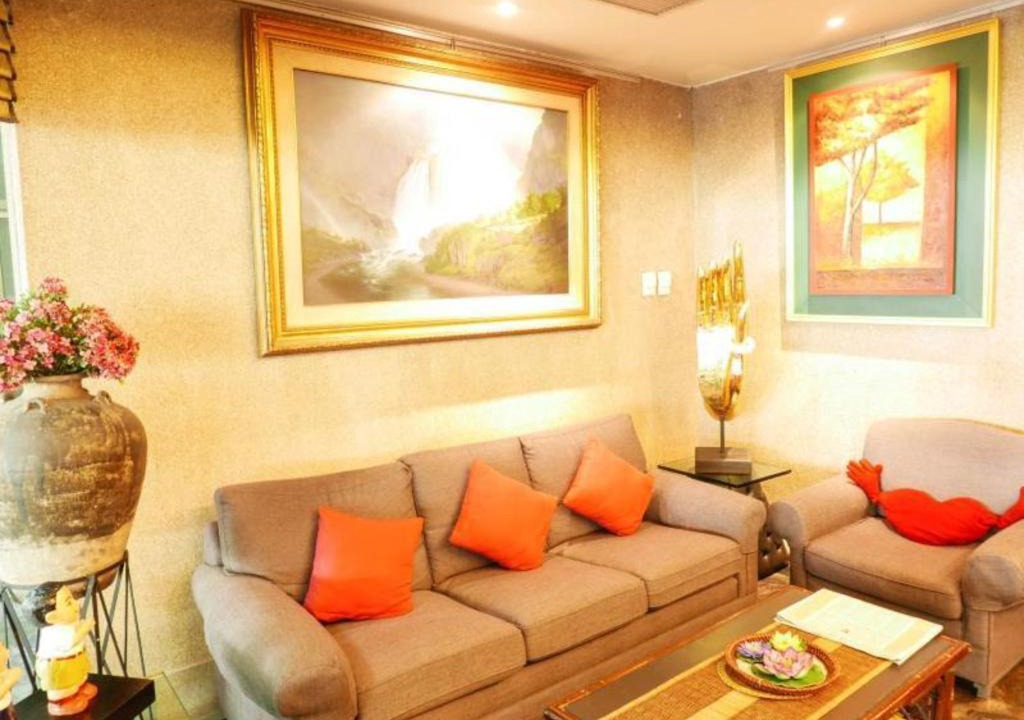 Photo of Livingroom in Khlong Toei Nuea