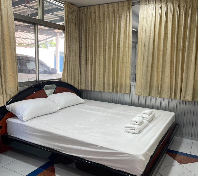 Photo of Bedroom in Khlong Tan
