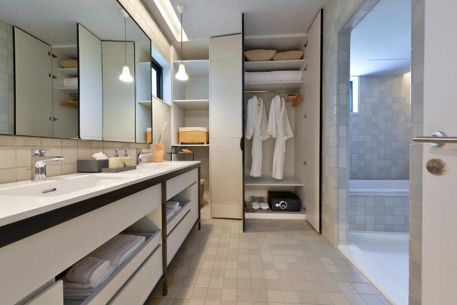 Photo of Bathroom in Bangkok Central Business District