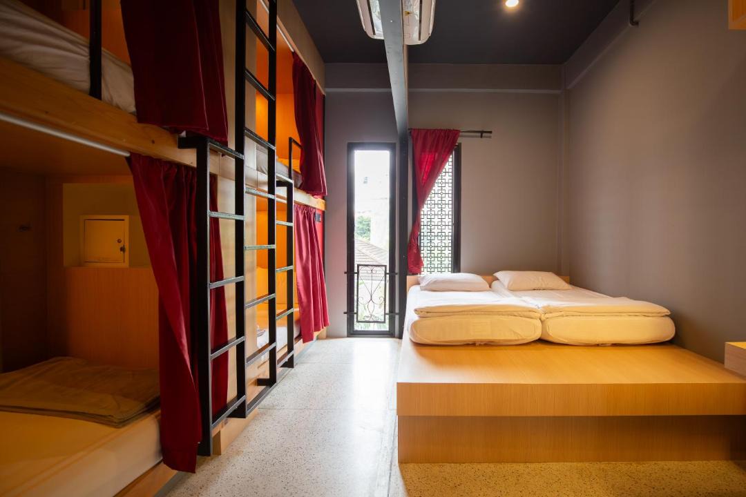 Photo of Bedroom in Embassy District