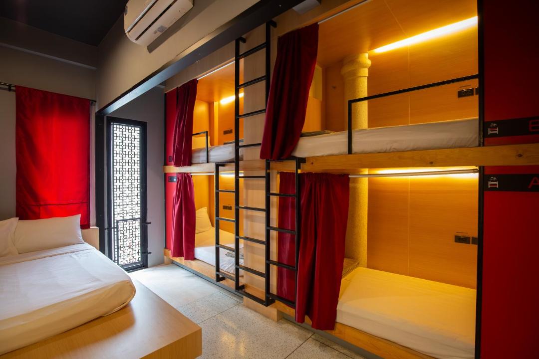 Photo of Bedroom in Embassy District