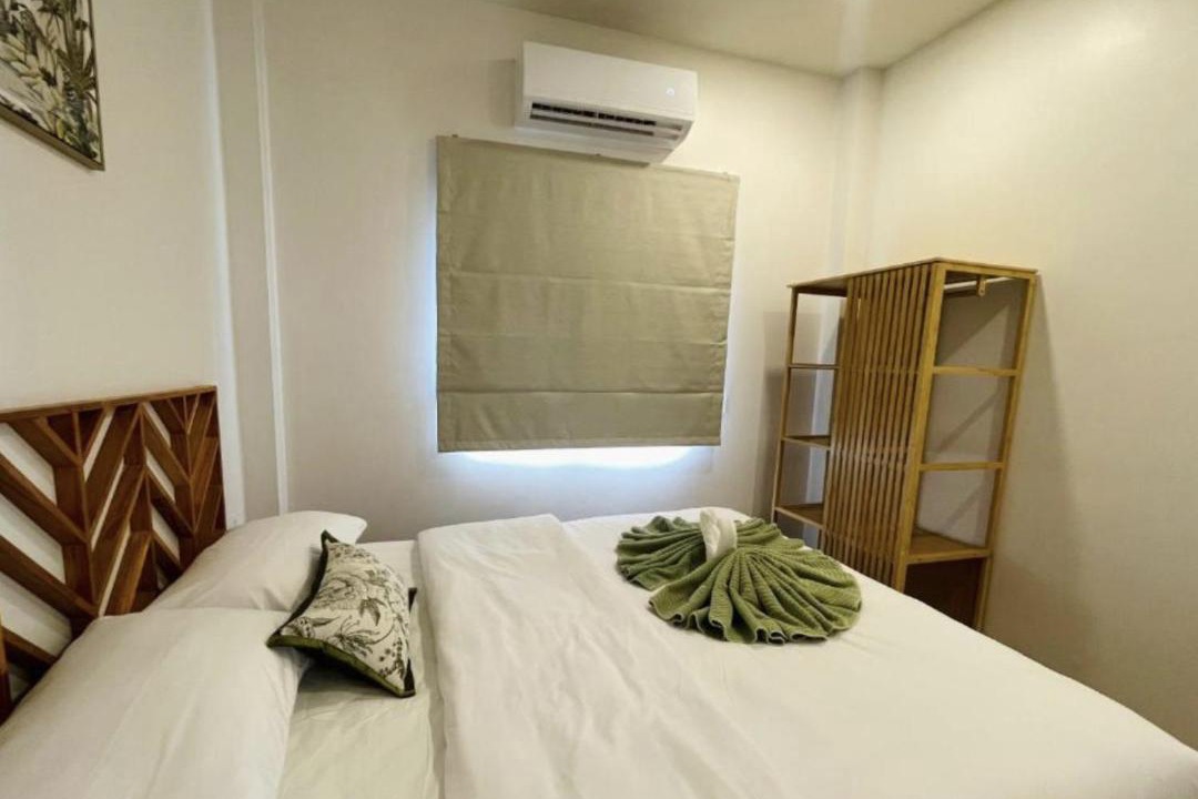 Photo of Bedroom in Srithanu