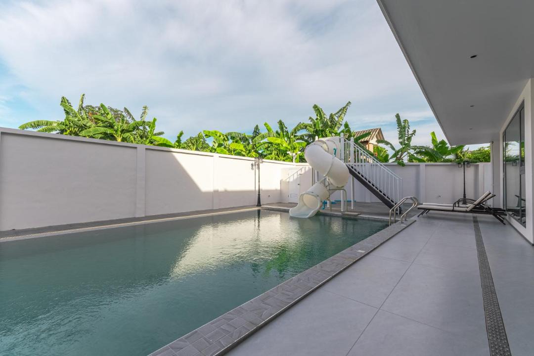 Photo of Patio Balcony in Na Kluea
