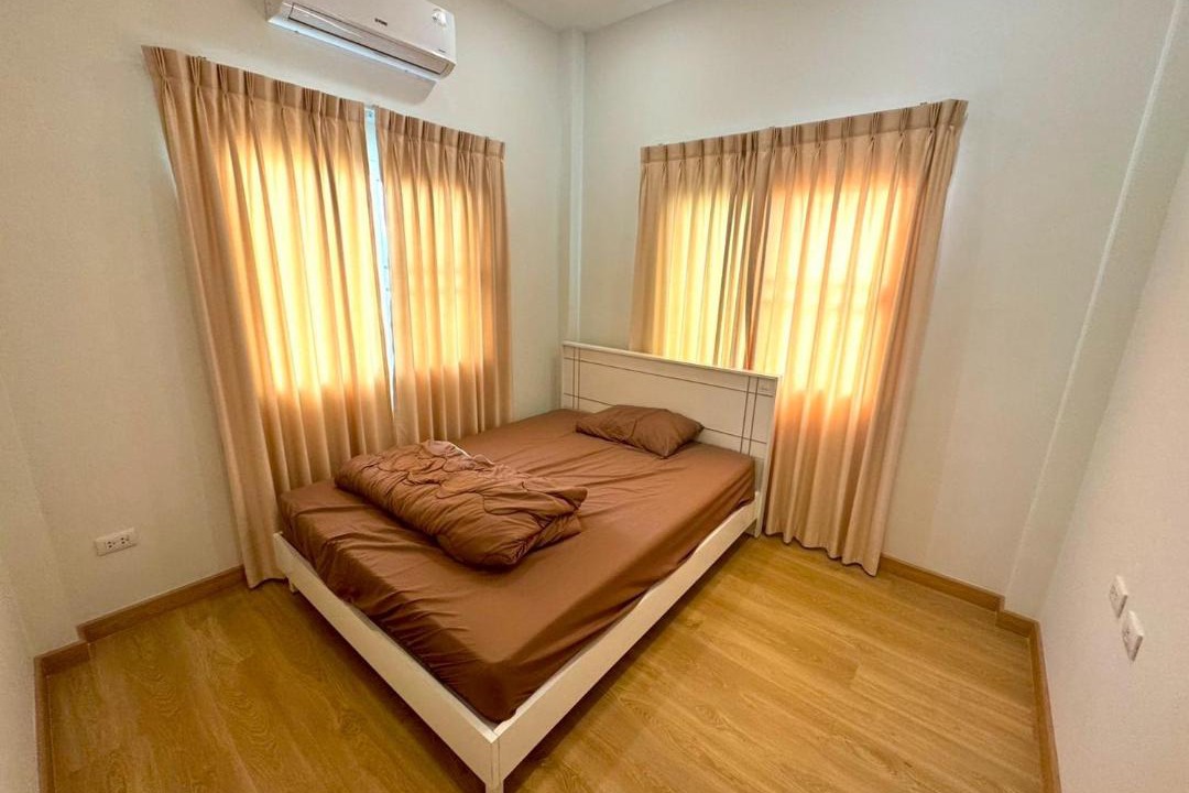 Photo of Bedroom in Saraphi