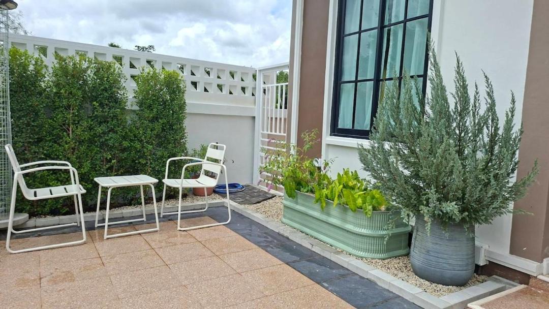Photo of Patio Balcony in Mukdahan