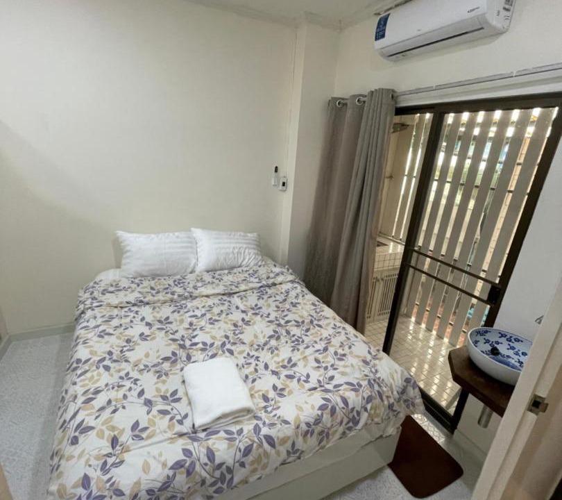 Photo of Bedroom in Phra Khanong