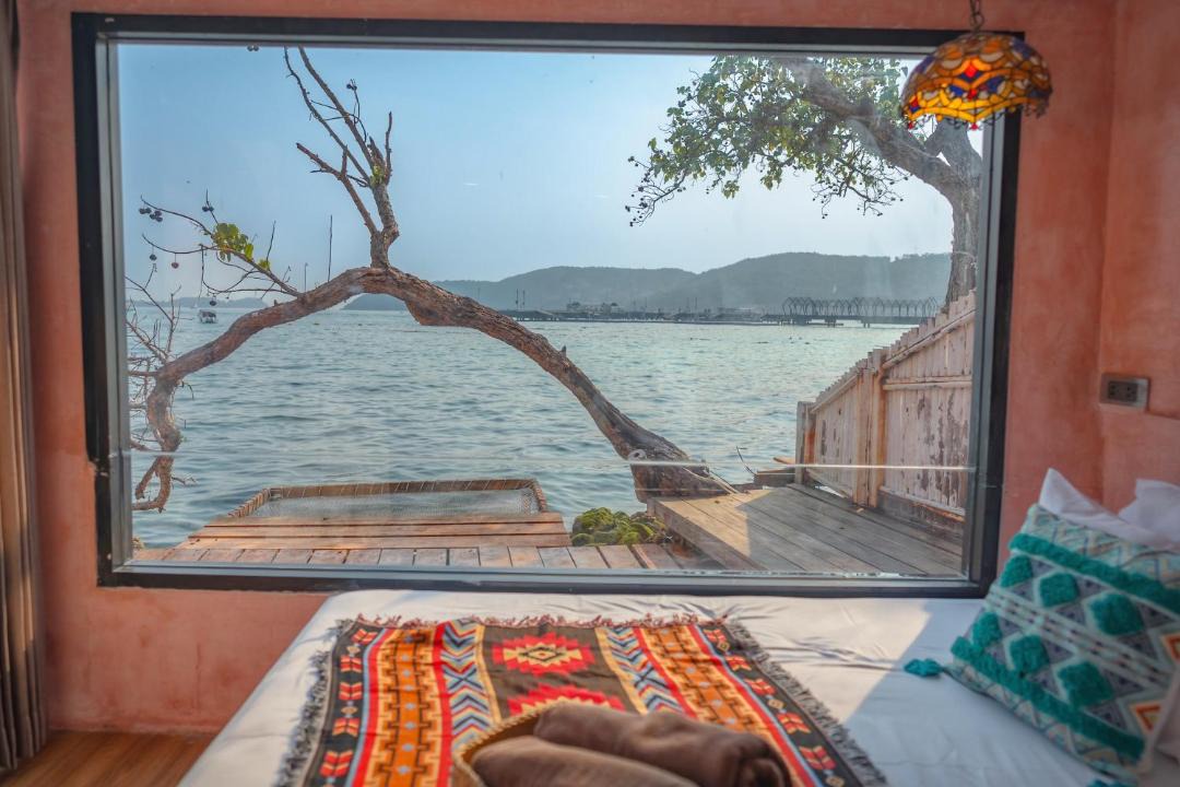 Photo of Others in Koh Lan