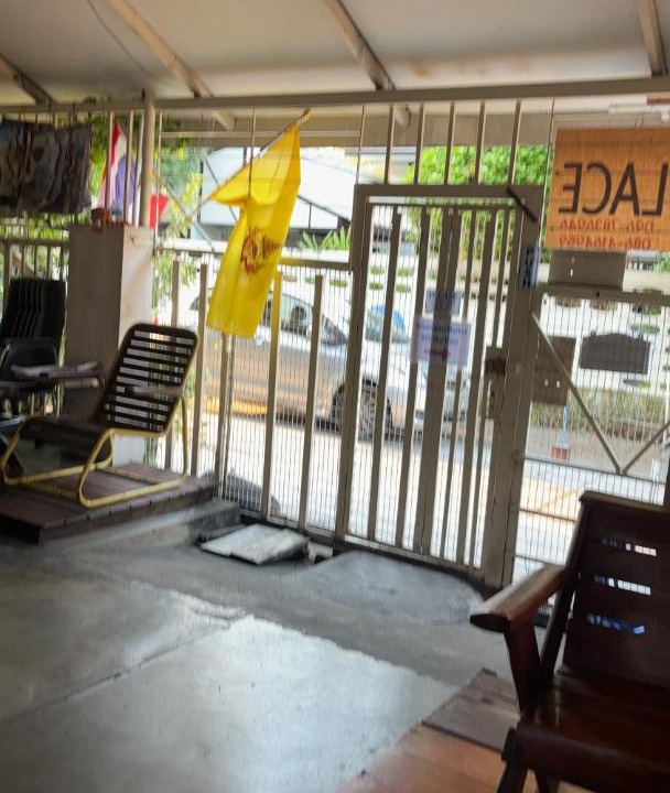 Photo of Others in Lak Si