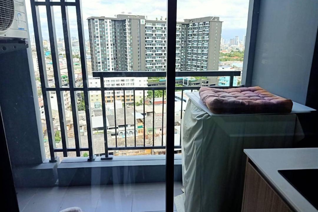 Photo of Patio Balcony in Bangkok Yai