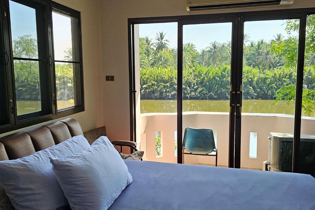 Photo of Bedroom in Makham Tia