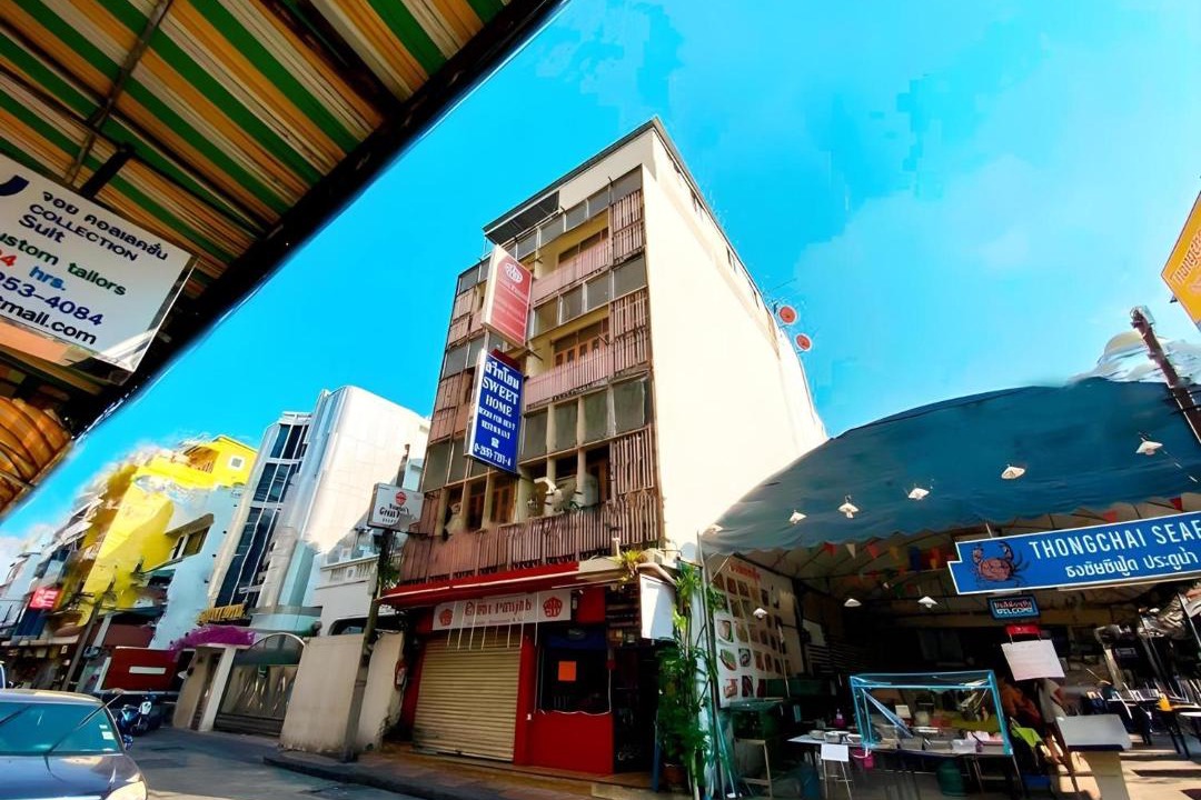 Photo of Buildings in Ratchathewi