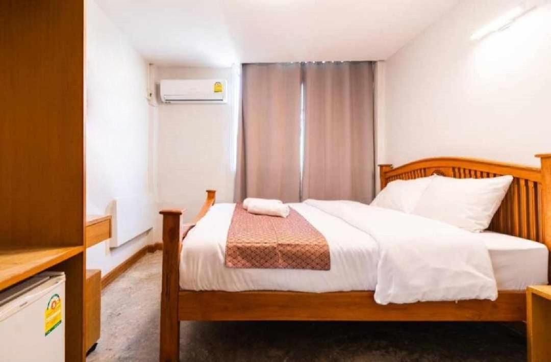 Photo of Bedroom in Chana Songkhram
