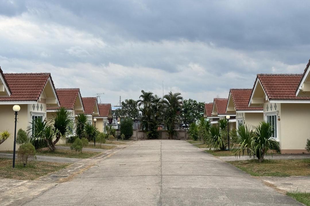 Photo of Buildings in Soi Dao