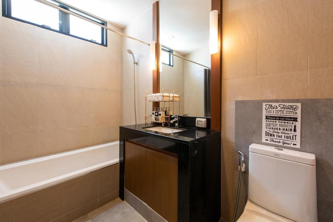 Photo of Bathroom in Klaeng District