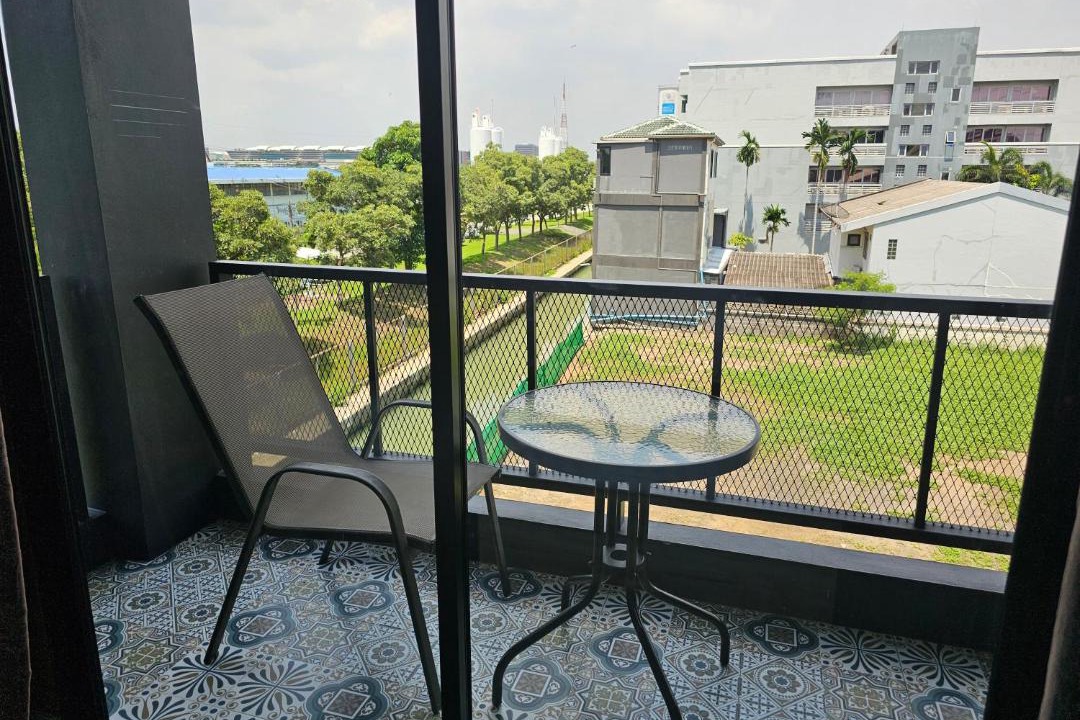 Photo of Patio Balcony in Thung Song Hong