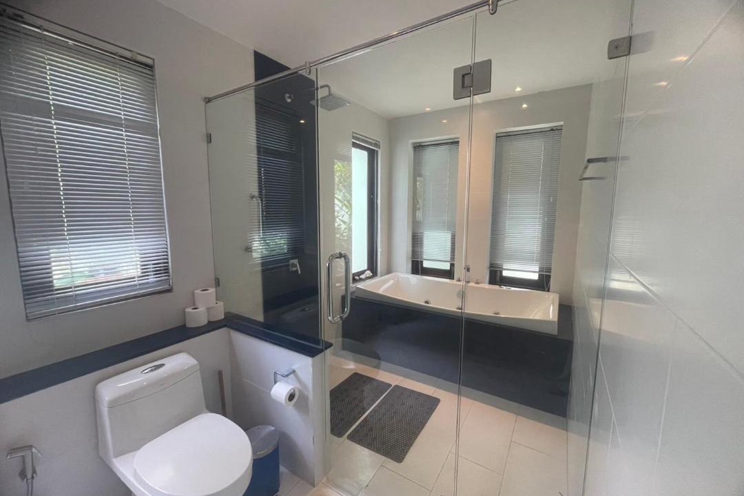 Photo of Bathroom in Thong Krut