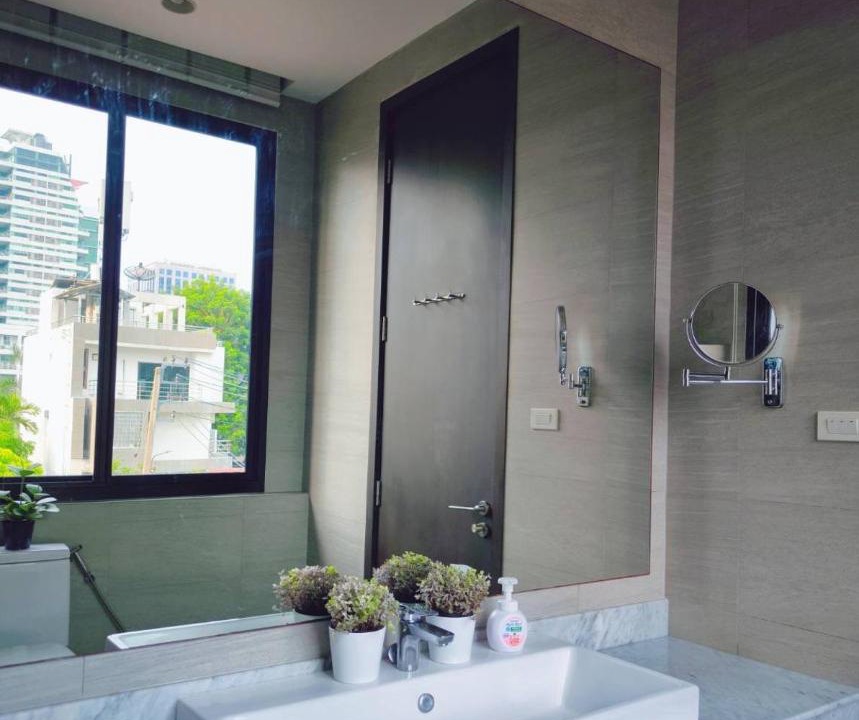 Photo of Bathroom in Asoke
