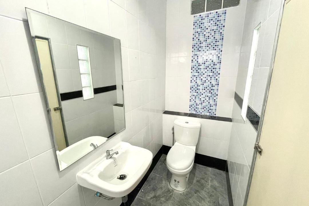 Photo of Bathroom in Downtown Krabi