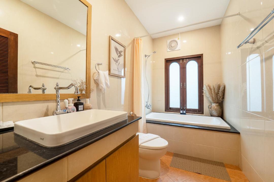 Photo of Bathroom in Khaem Son