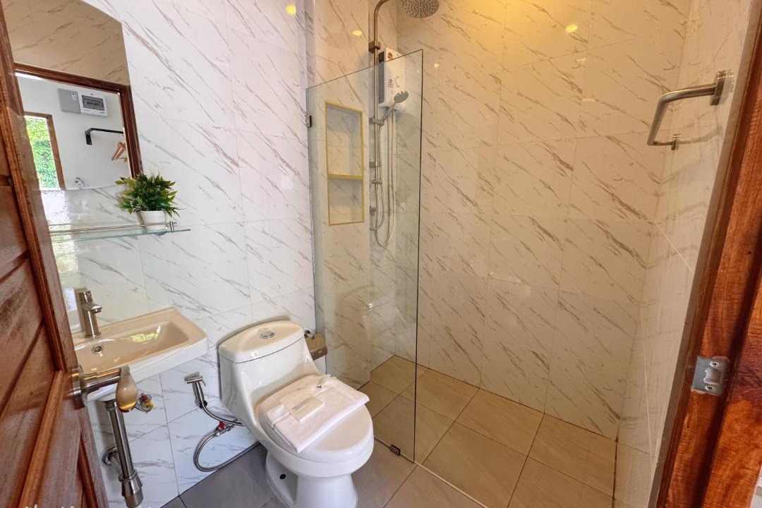 Photo of Bathroom in Khlong Lan Phatthana