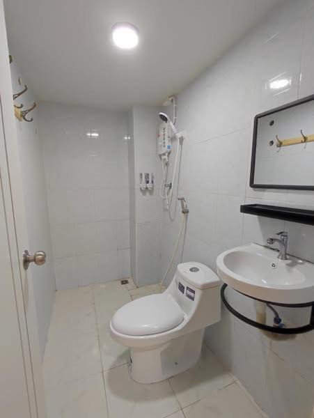 Photo of Bathroom in Mae Pa
