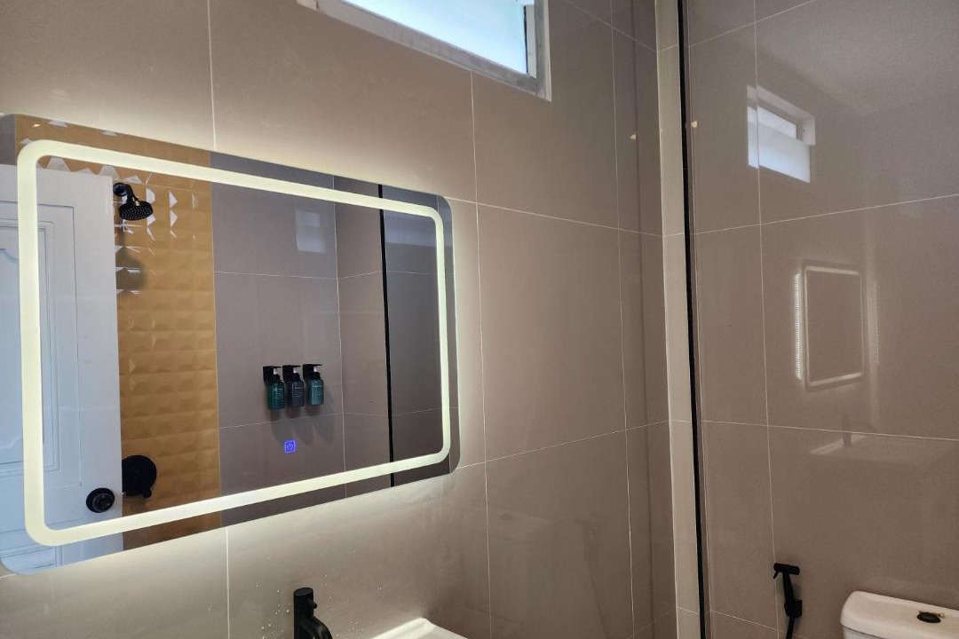 Photo of Bathroom in Nanai Road