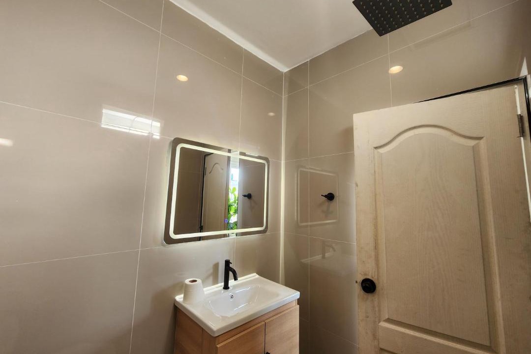Photo of Bathroom in Nanai Road